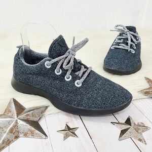 Allbirds women's wool runners dark gray black sneakers lace up size 8